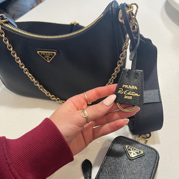 Prada Re-Edition 2005 Saffiano Leather Bag - Picture 9 of 16